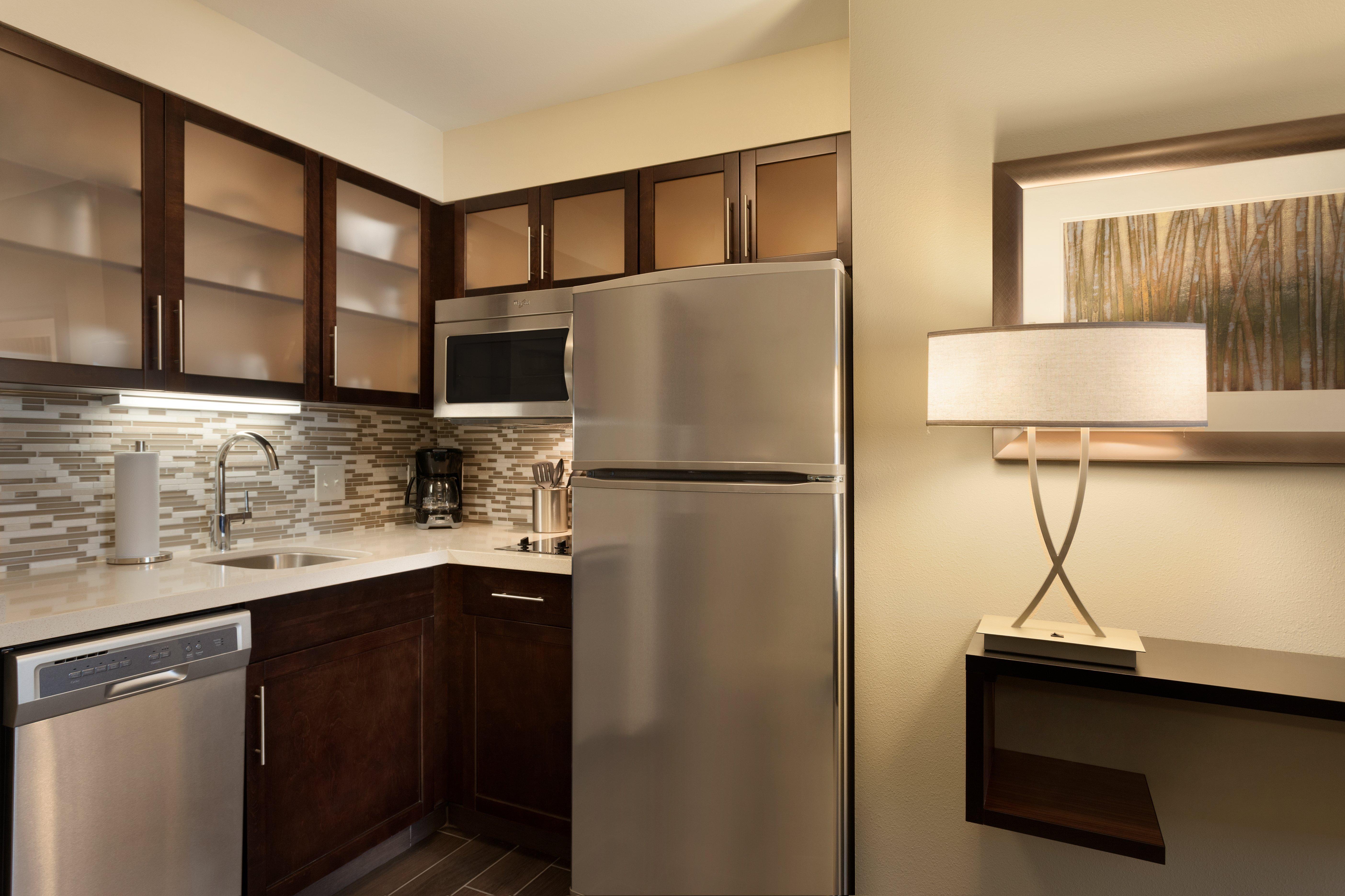 Staybridge Suites Midland By Ihg Buitenkant foto