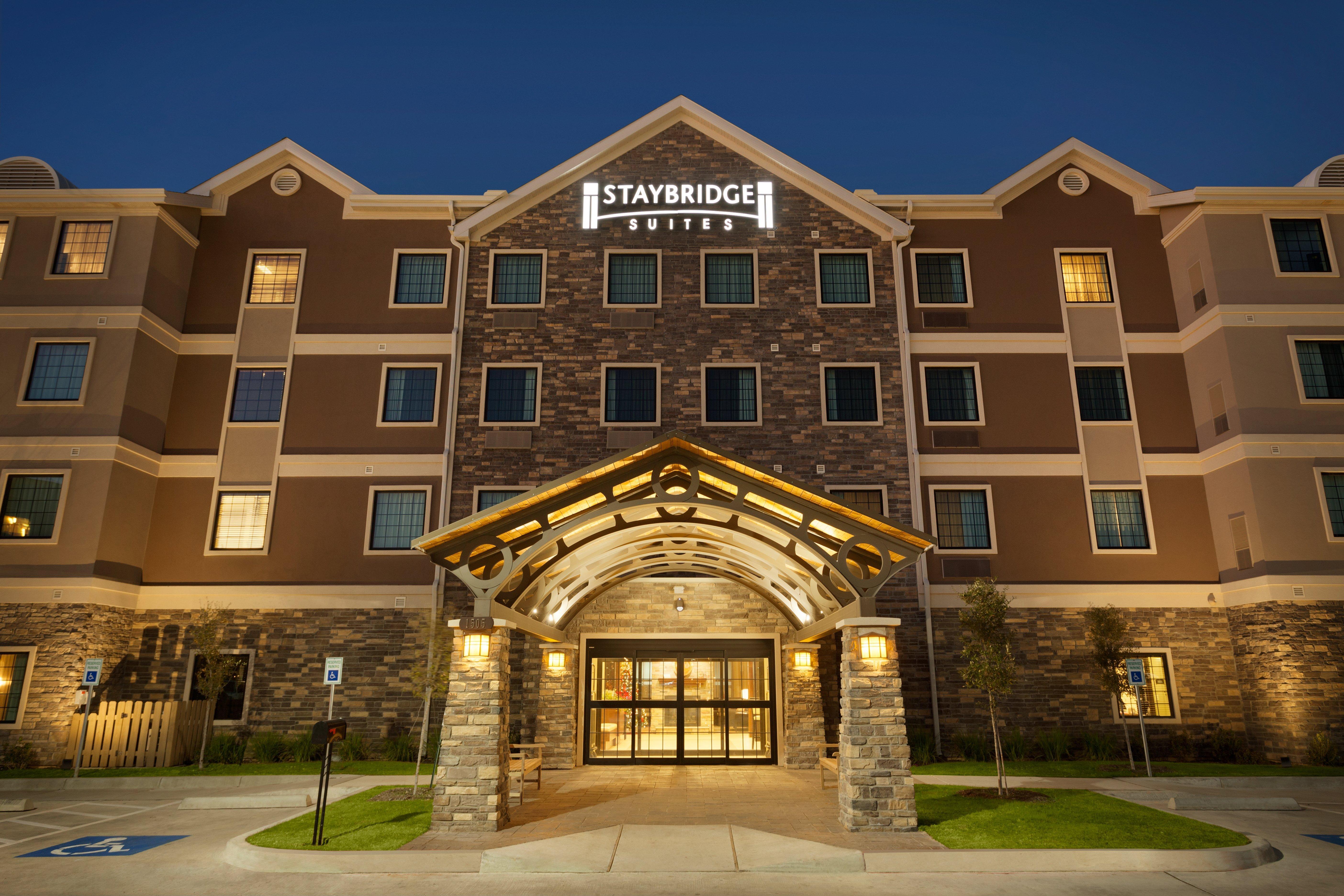 Staybridge Suites Midland By Ihg Buitenkant foto