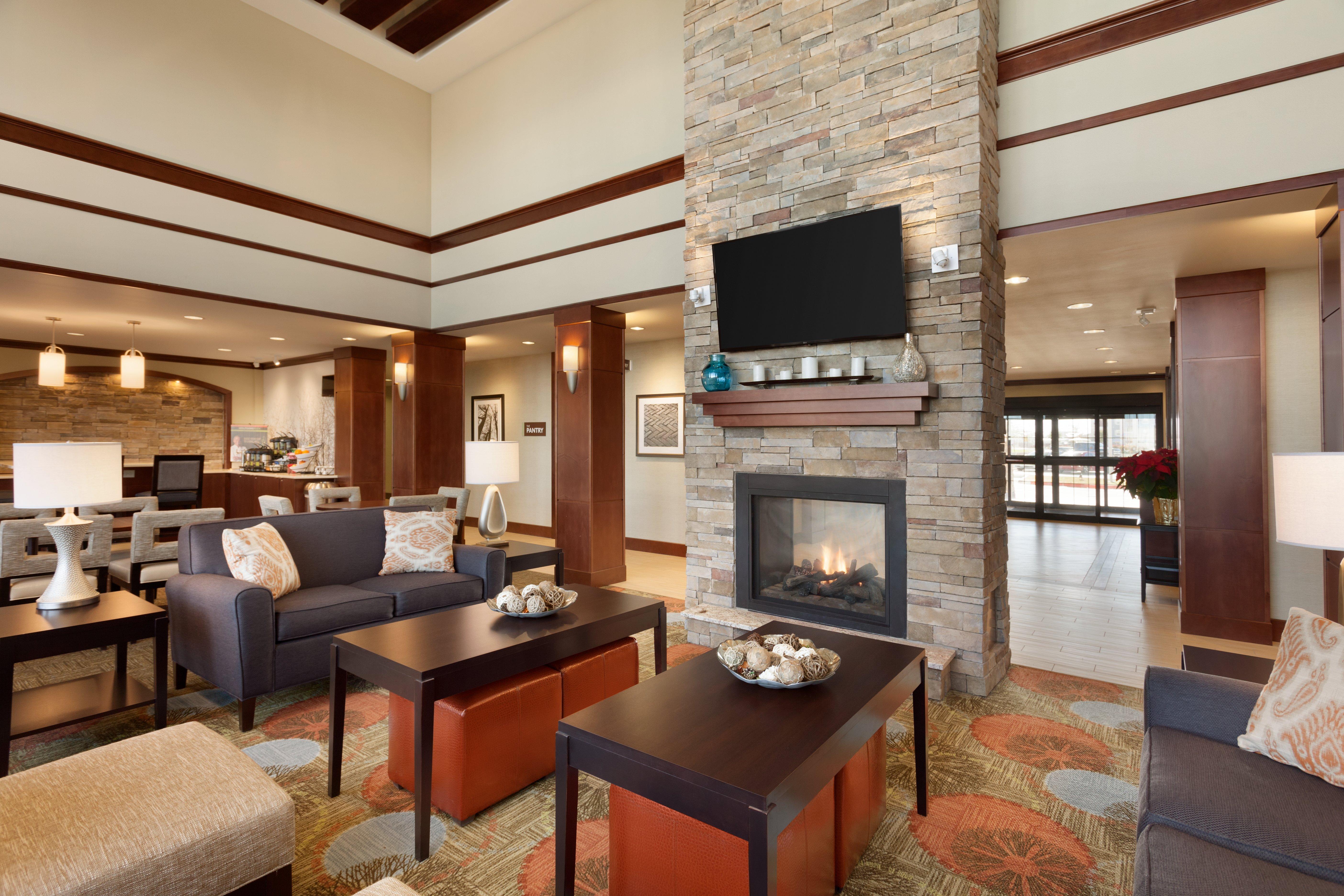 Staybridge Suites Midland By Ihg Buitenkant foto
